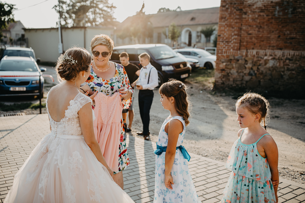 Katka a Lukáš - svatební příběh Penzion Pastouška Dobřínsko